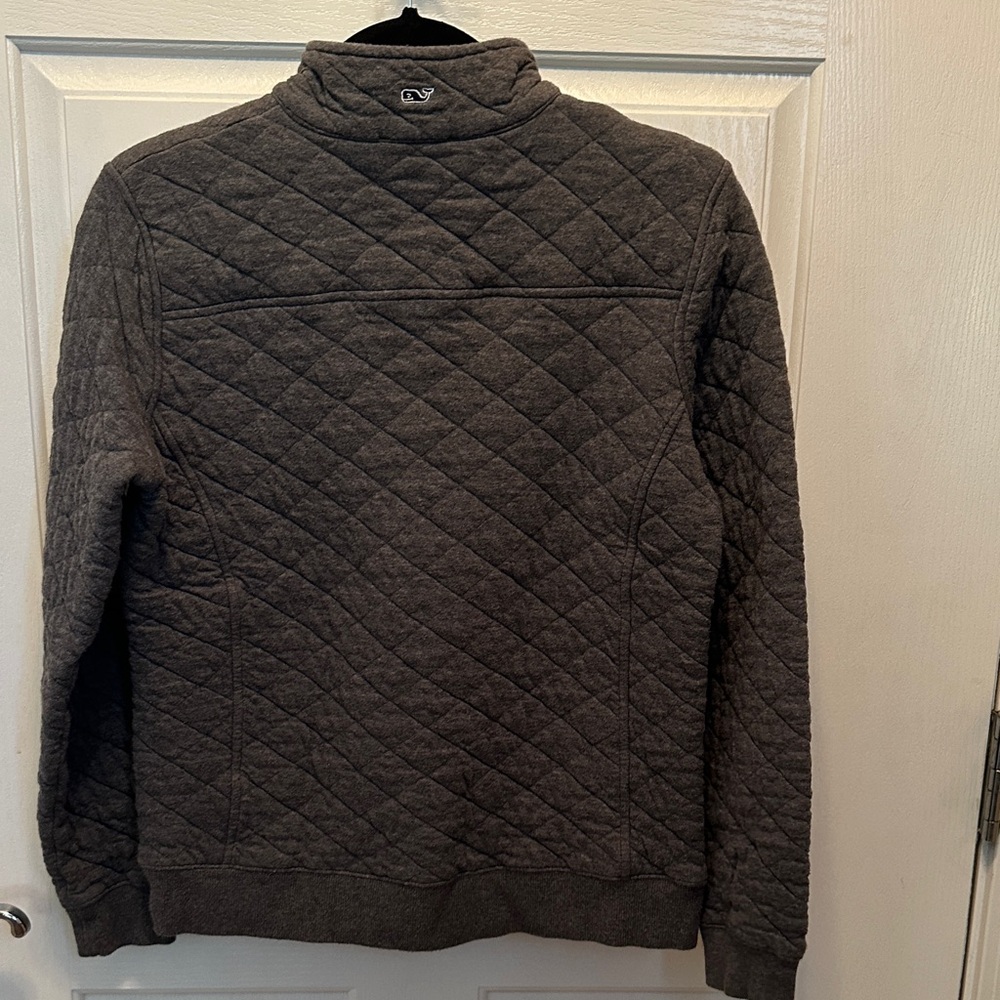 Vineyard Vines Charcoal Quilted Pullover - Picture 4 of 7